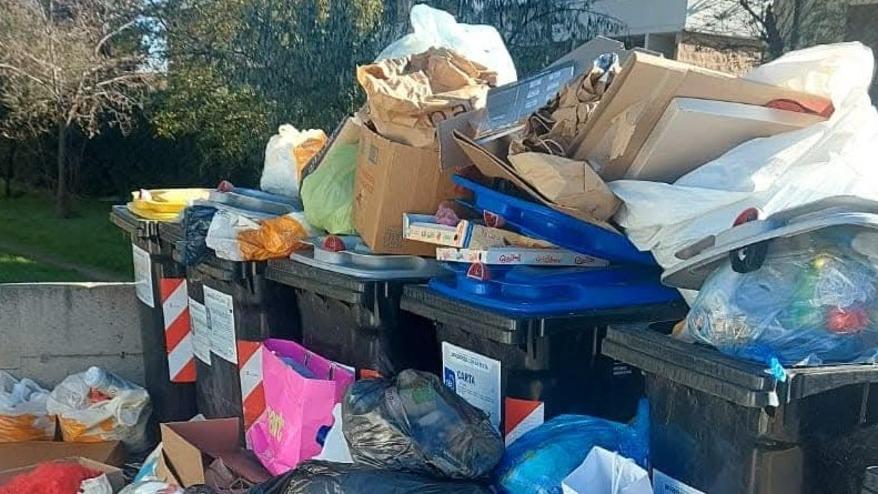 Il punto di raccolta di via Borsi (dalla pagina Facebook A tutta Cecina)