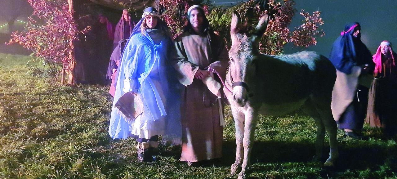 Il presepe vivente di Campolungo accende la vigilia di Natale
