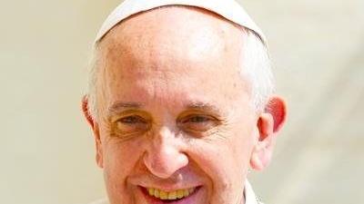 Il papa apre la Porta Santa per il Giubileo: misure di sicurezza senza precedenti