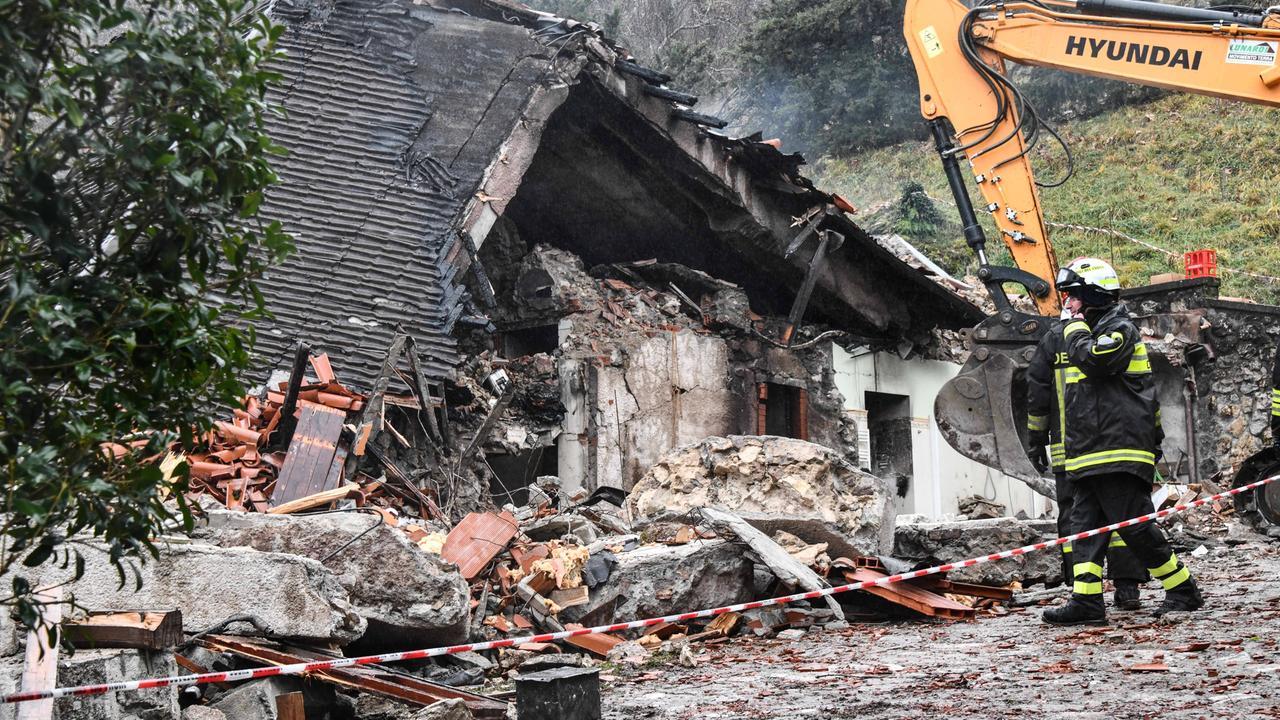 La villetta esplosa in Garfagnana (foto Sernacchioli)