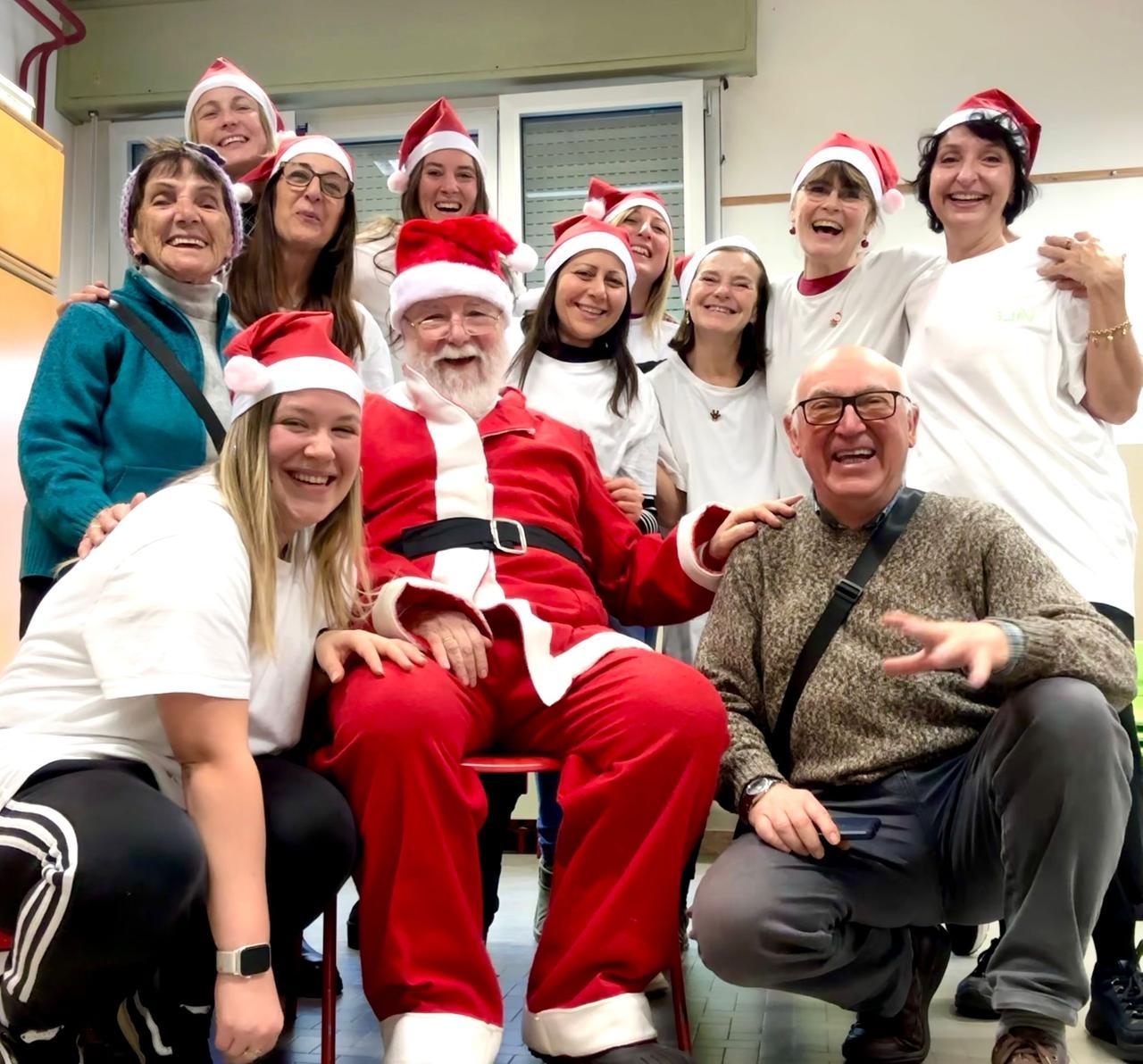 Dolci, balli e presepi: il Natale nei centri sociali a Ferrara