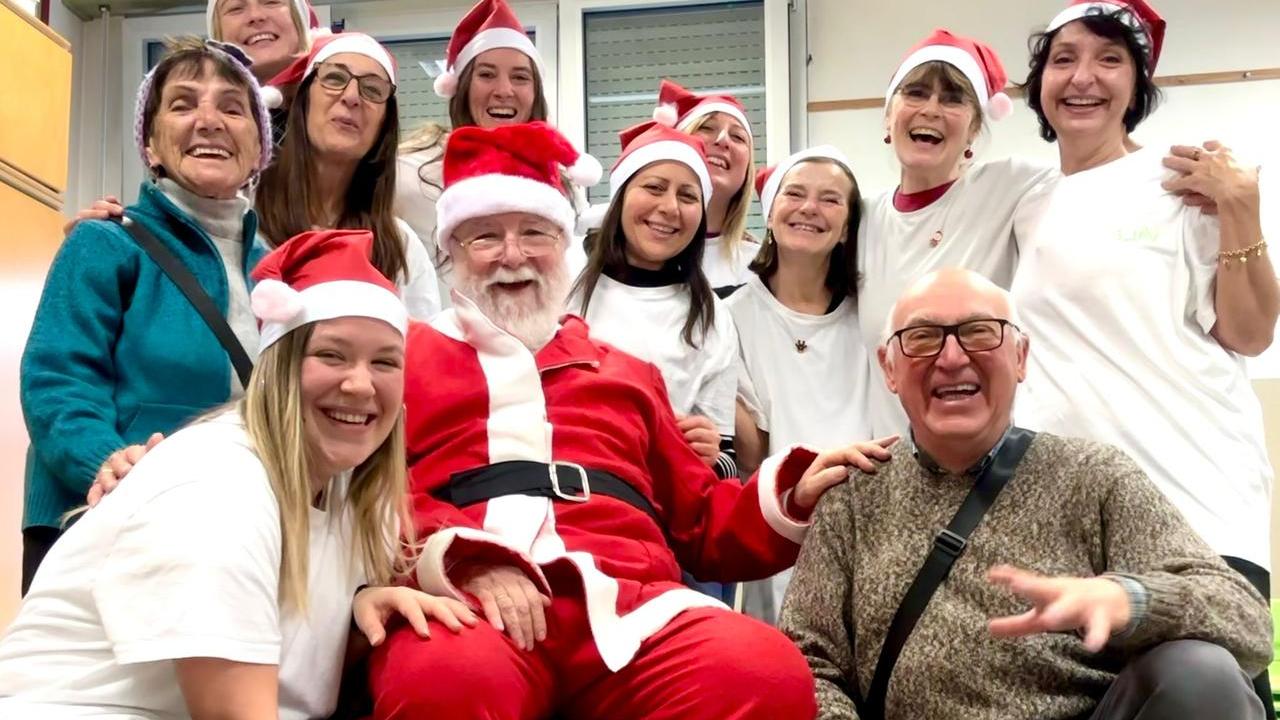 Dolci, balli e presepi: il Natale nei centri sociali a Ferrara
