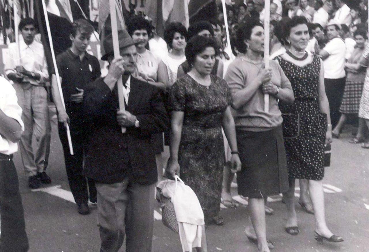 
	Lina Dal Buono, seconda da sinistra (foto d'epoca)

