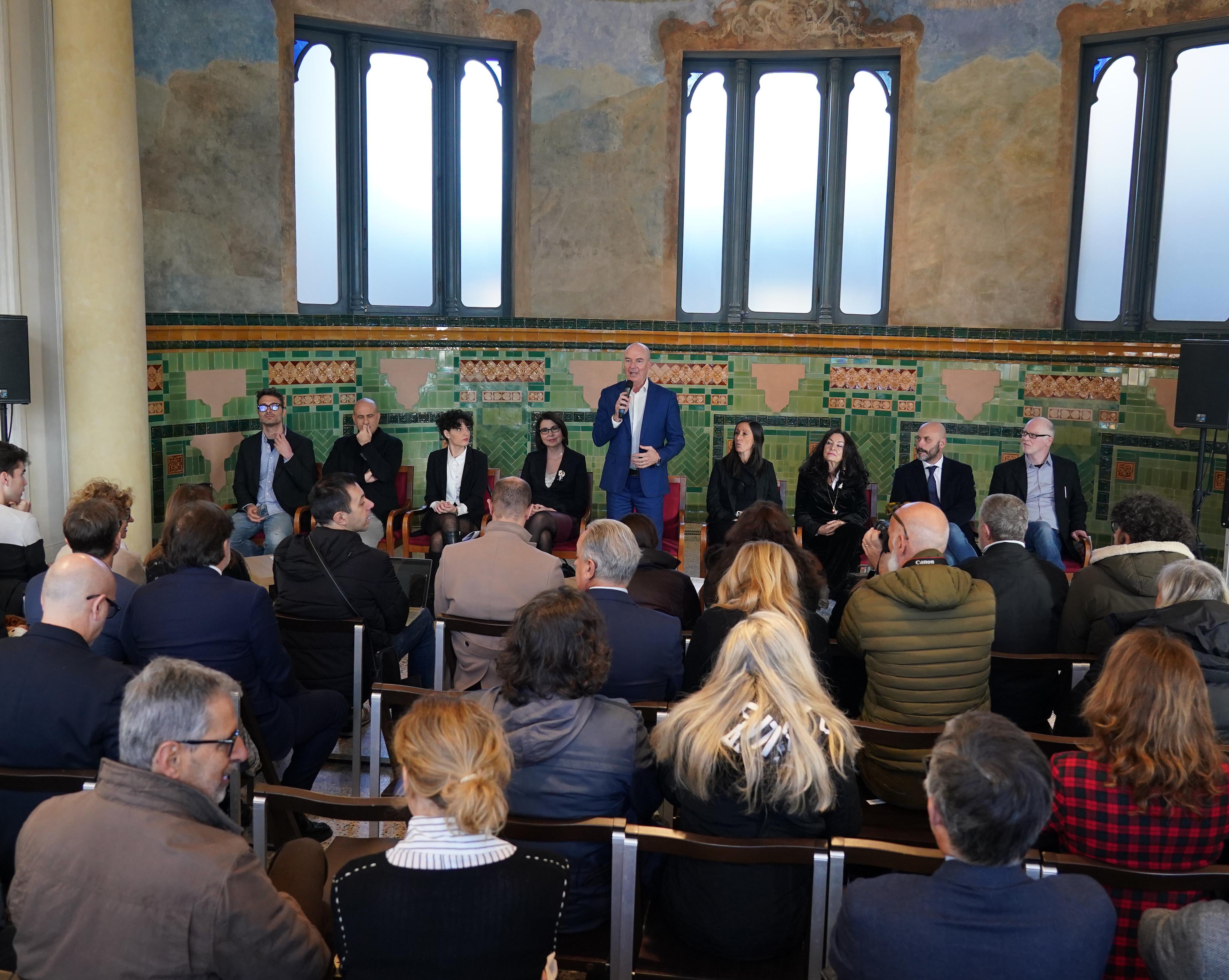 Il sindaco alla conferenza stampa di fine anno (foto Franco Silvi)