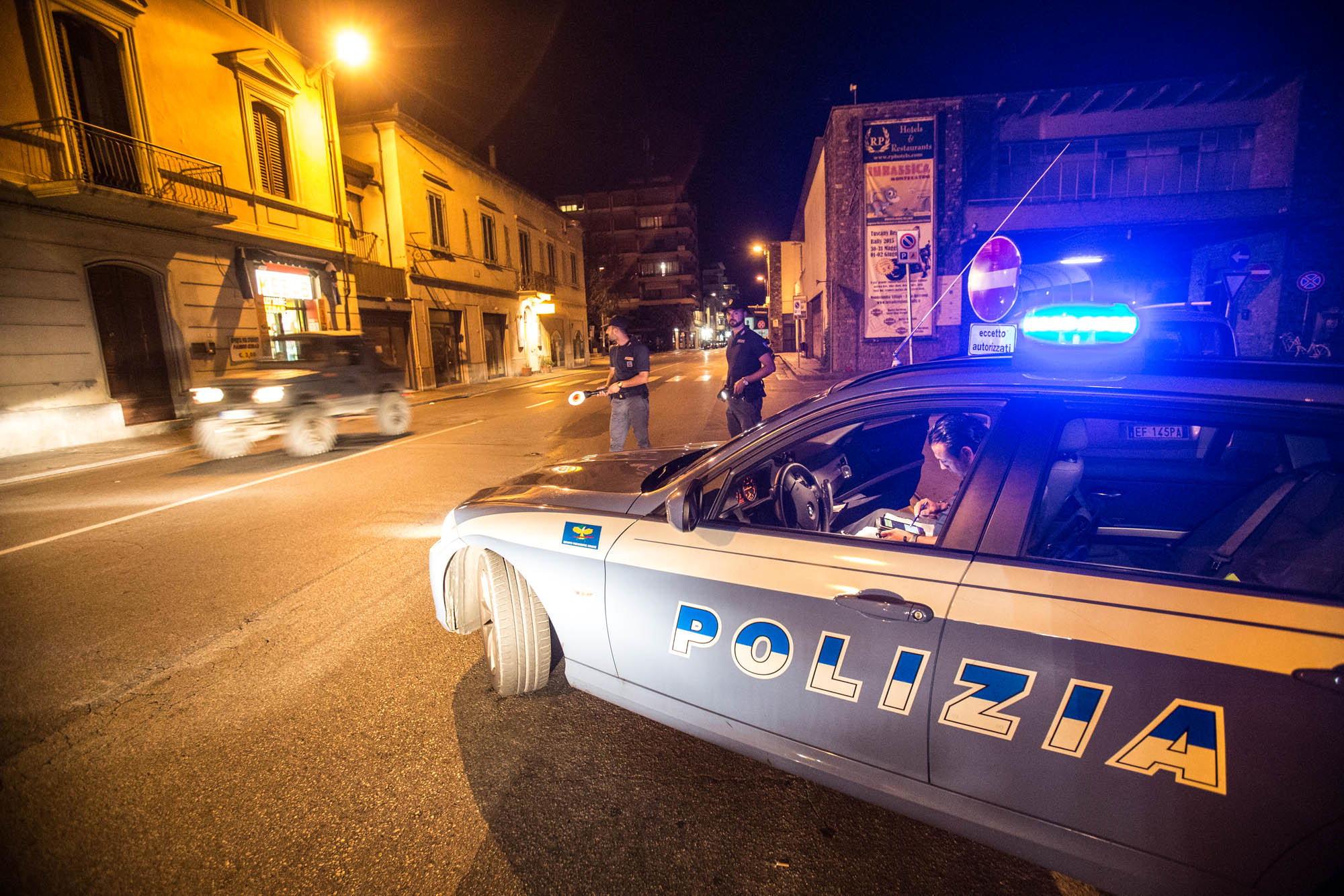 Agenti della polizia (foto d'archivio)