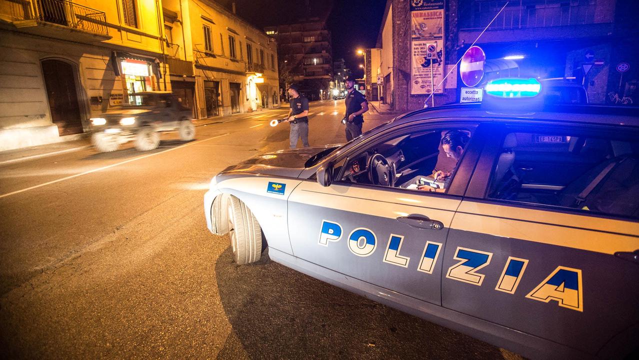 Agenti della polizia (foto d'archivio)