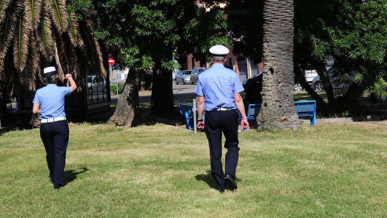 Un rimprovero scritto e lo scontro tra la vigilessa e il Comune finisce in tribunale