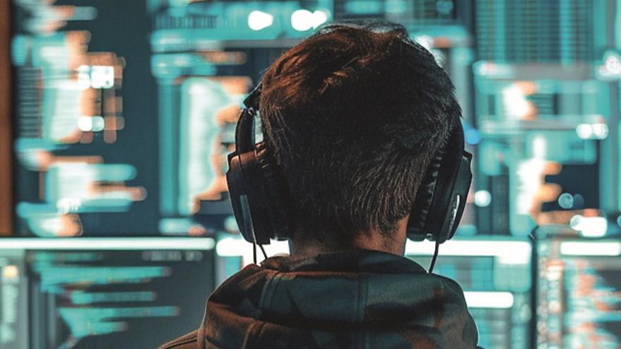 Truffe online: dal marine Usa alla finta fidanzata malata fino ai super saldi