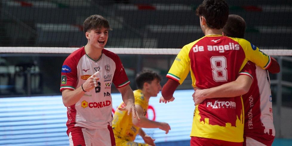 La Conad Reggio Emilia si inchina al Prata