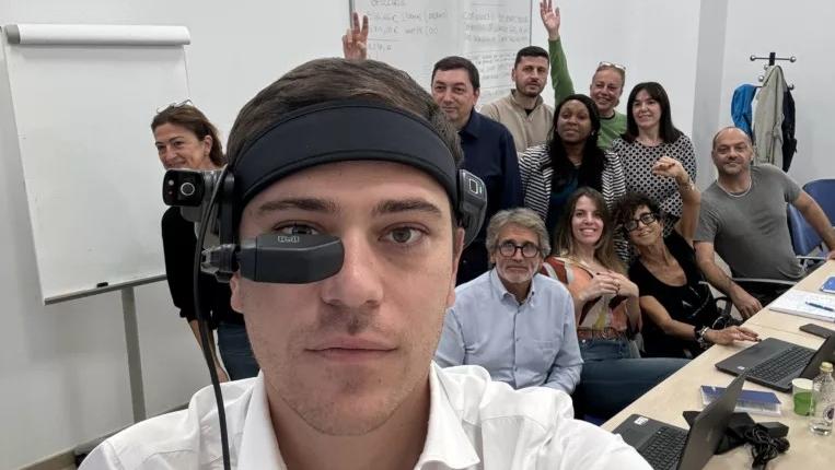 Il modello "smart glass"