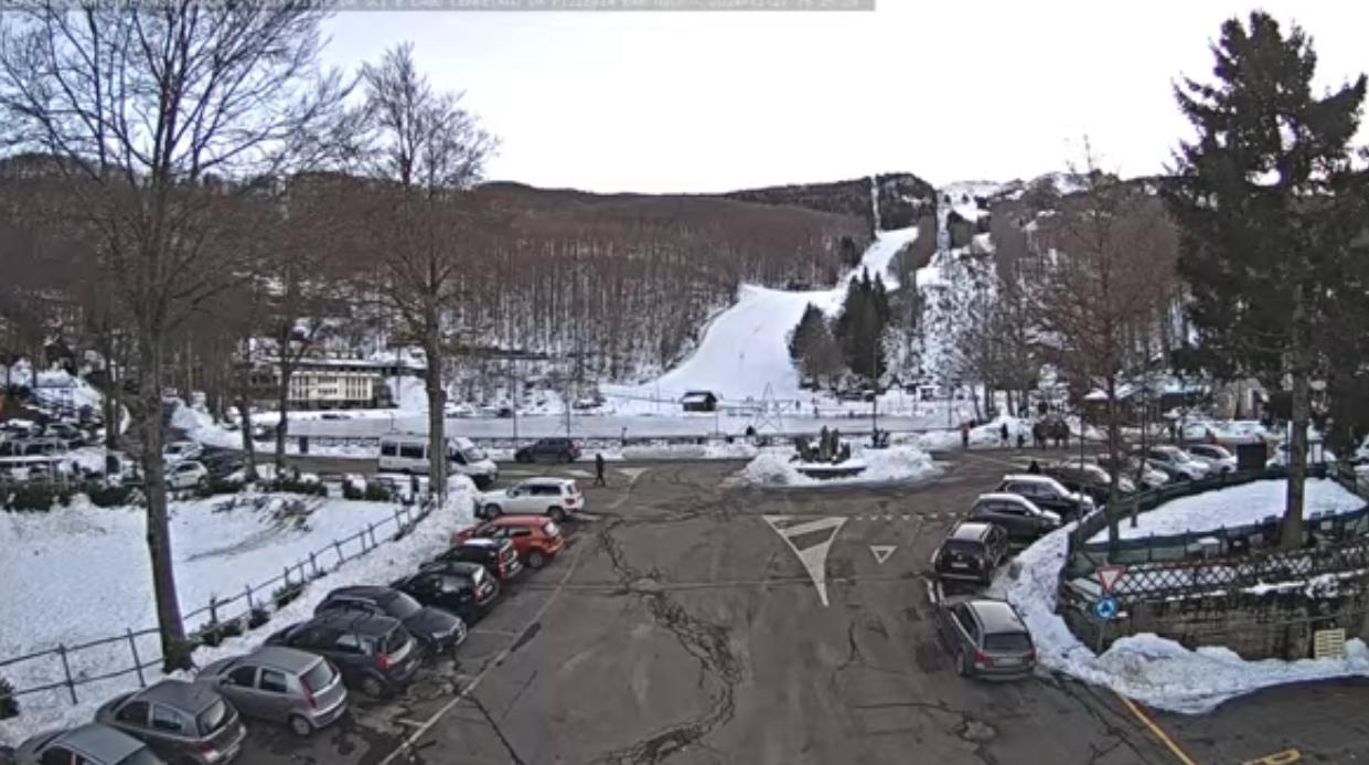 Nulla da fare per le piste di Cerreto Laghi: slitta ancora l’apertura