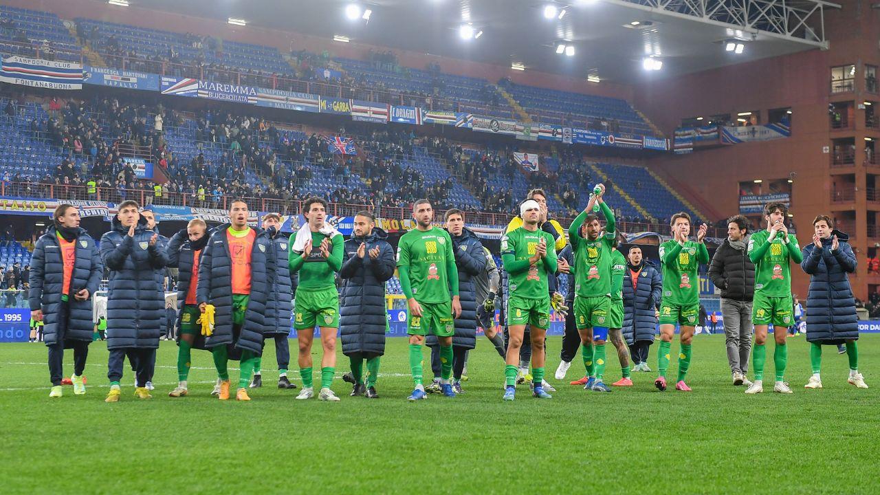 La squadra saluta i quasi 1.700 tifosi