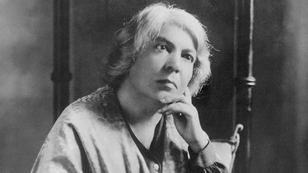 «Cosima e Damiana? No, solo Grazia»: i tanti falsi storici sul premio Nobel