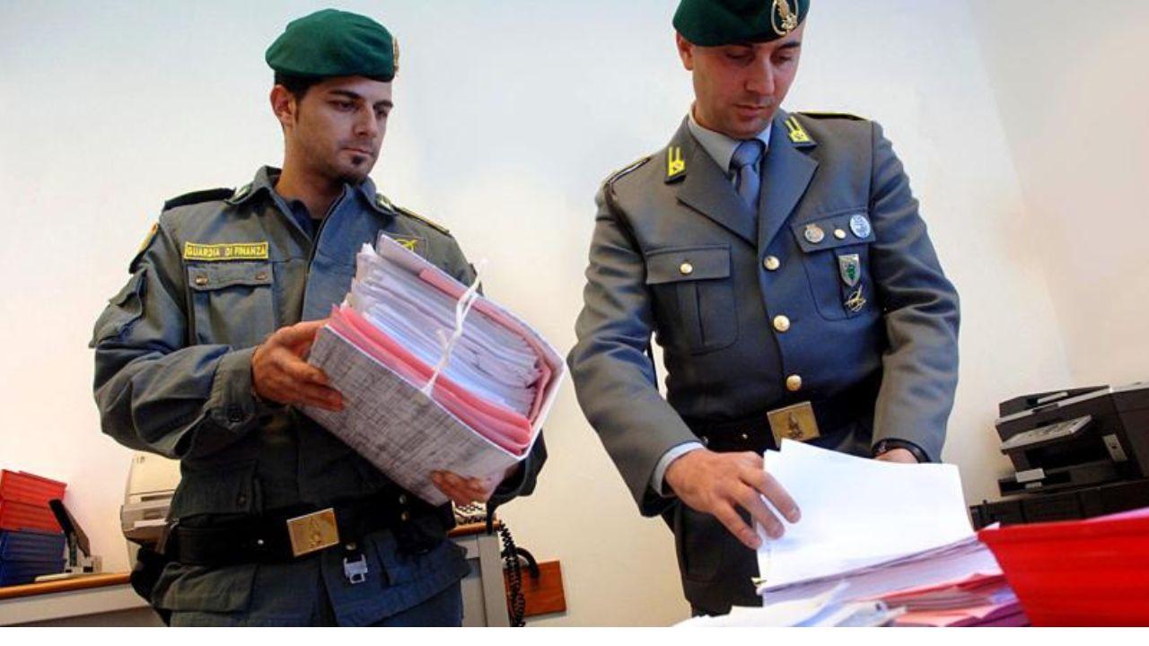 
	L'operazione condotta dalla guardia di finanza (Foto di repertorio)

