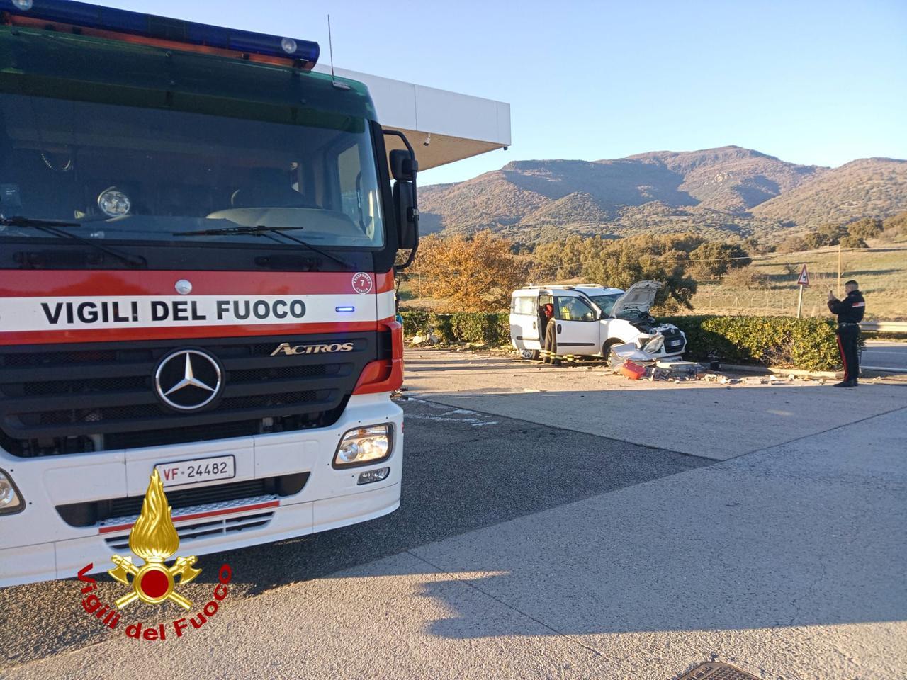 
	L'incidente all'interno del distributore di Lei

