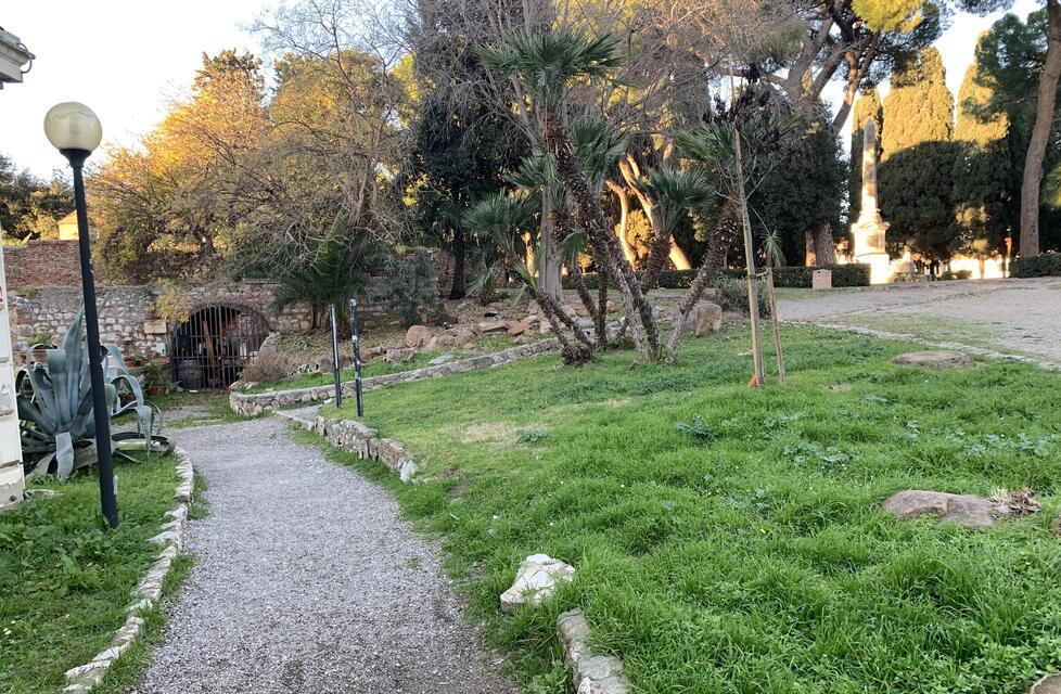 Grosseto, quindicenne accoltellato da un coetaneo: la rissa per una ragazzina