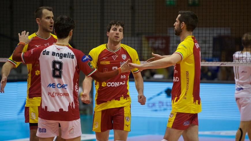 La Conad Volley Tricolore travolta a Ravenna