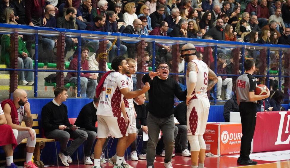 La favola Libertas continua, con l'Urania Milano vittoria di forza<br type="_moz" />
