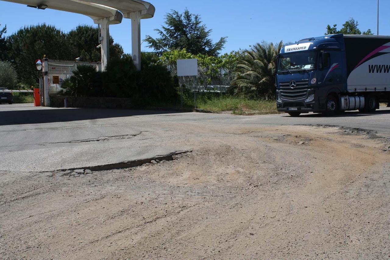 L’odissea infinita di Tossilo, Cgil: «27 stipendi a singhiozzo»