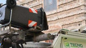 Livorno, modifiche alla raccolta rifiuti per la fine e l’inizio dell’anno nuovo: cosa cambia quartiere per quartiere