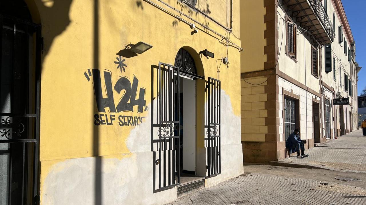 Sassari, rapina una donna dentro un H24: ventinovenne arrestato dai carabinieri