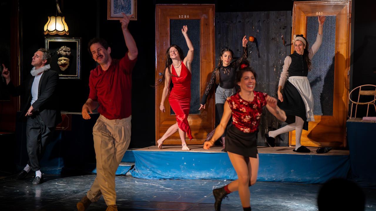 Il circo contemporaneo di “Guglielmo Hotel” colleziona sold out a Sassari