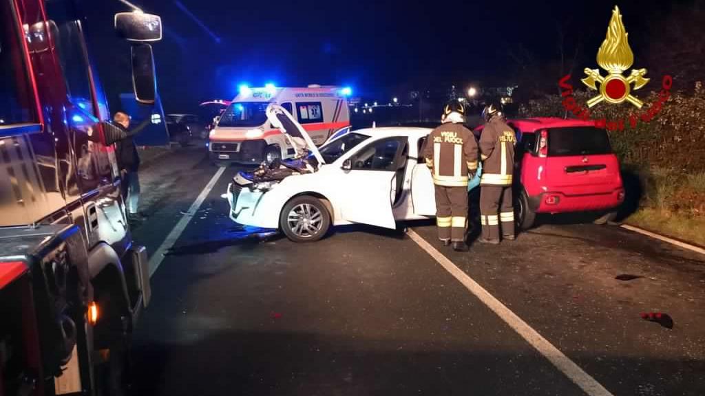 Lucca, ennesimo incidente sulla via Nuova per Pisa: un ferito in ospedale