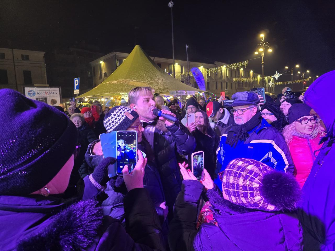 Capodanno a Copparo, Den Harrow accende la piazza
