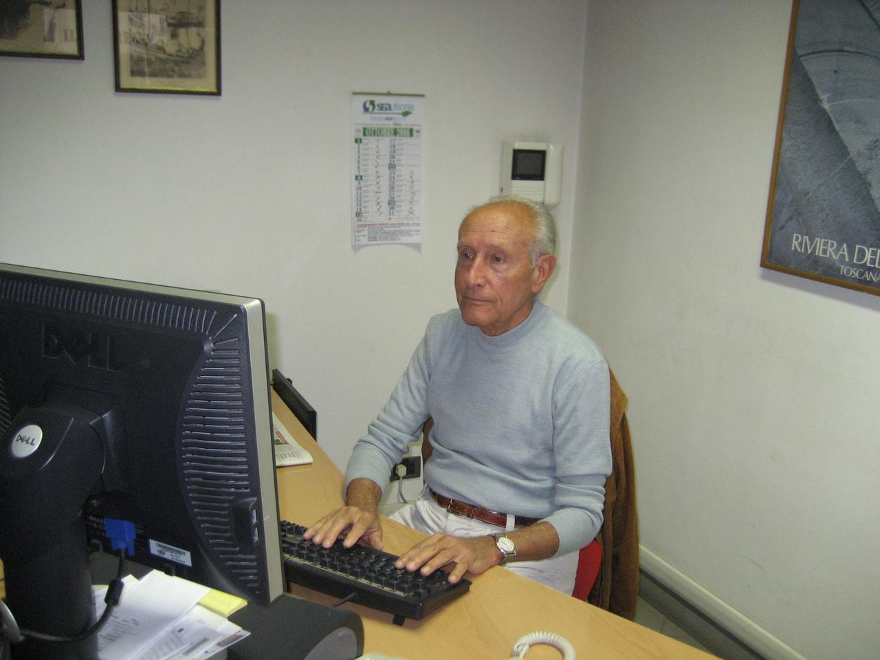 
	Luciano Meccheri

