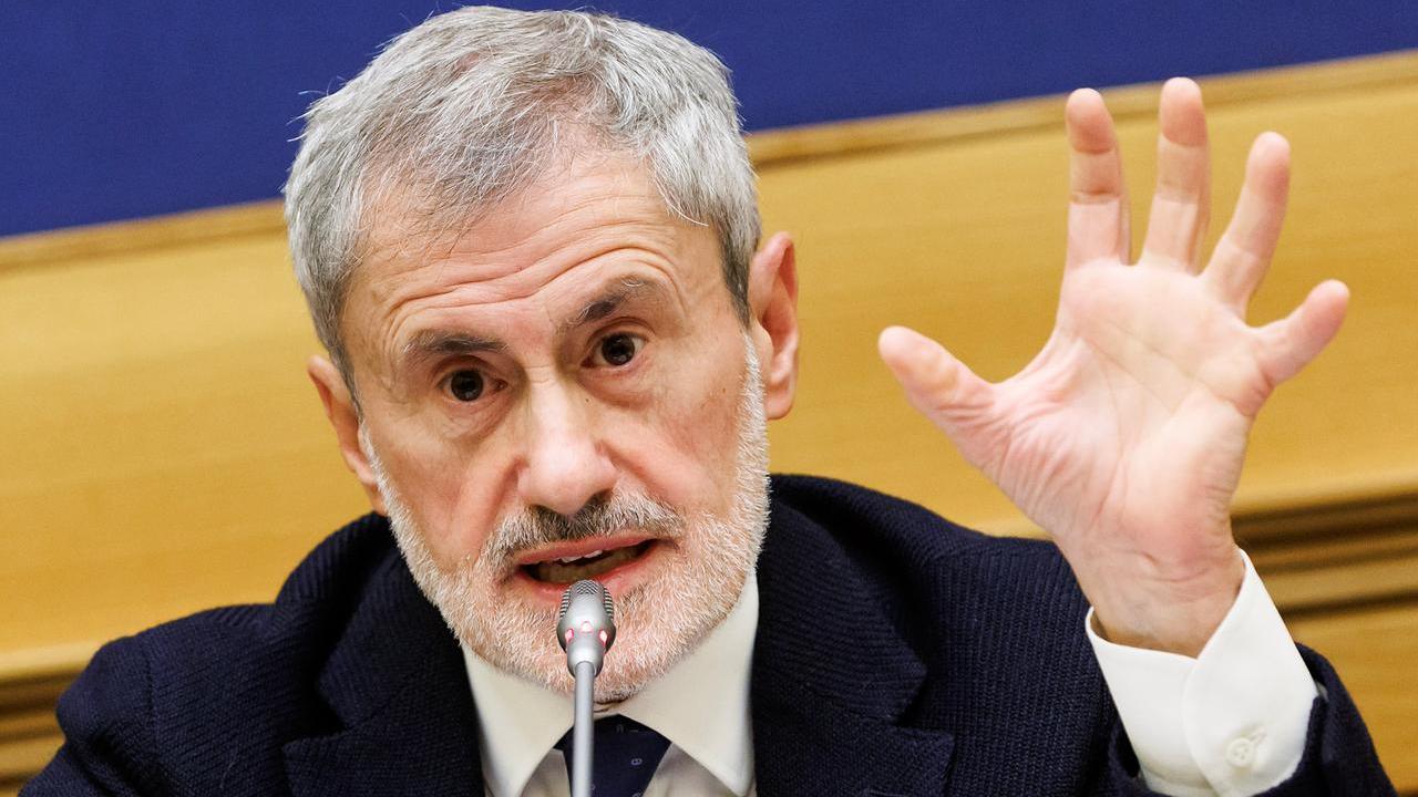 Arrestato l’ex sindaco di Roma Alemanno, ha violato i lavori socialmente utili