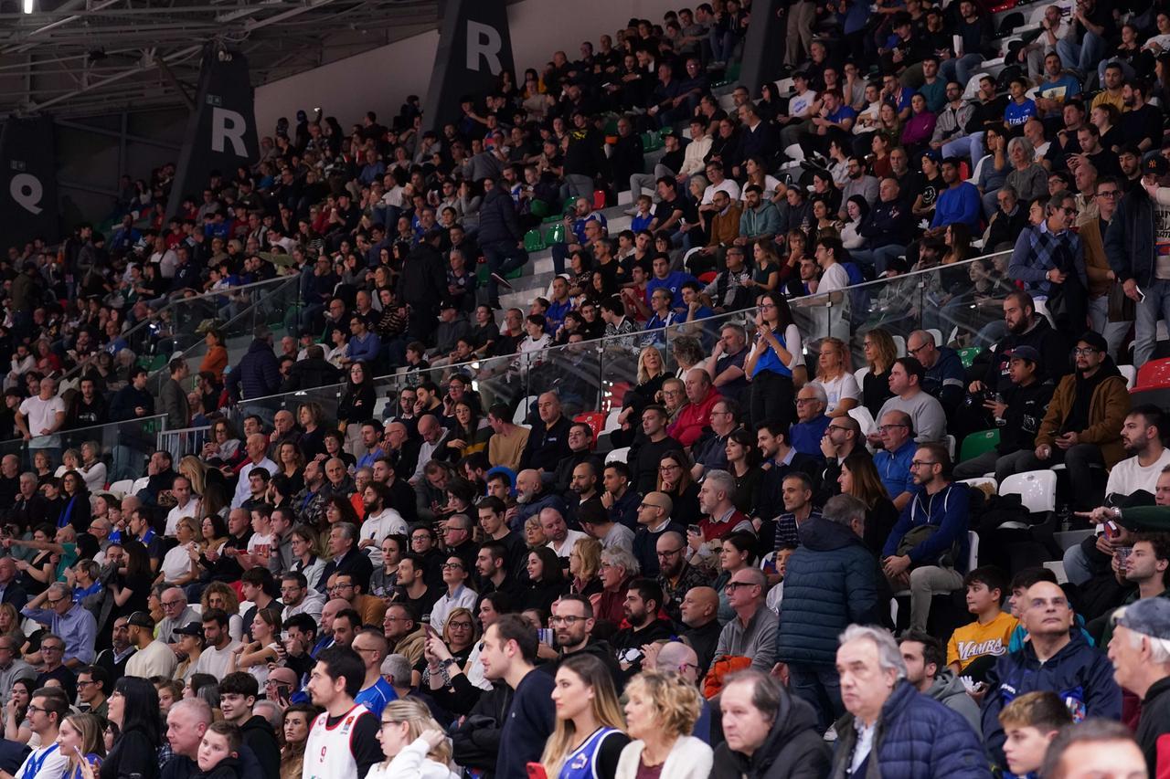 Unahotels, contro la Virtus Bologna ci sarà un Pala Bigi sold out