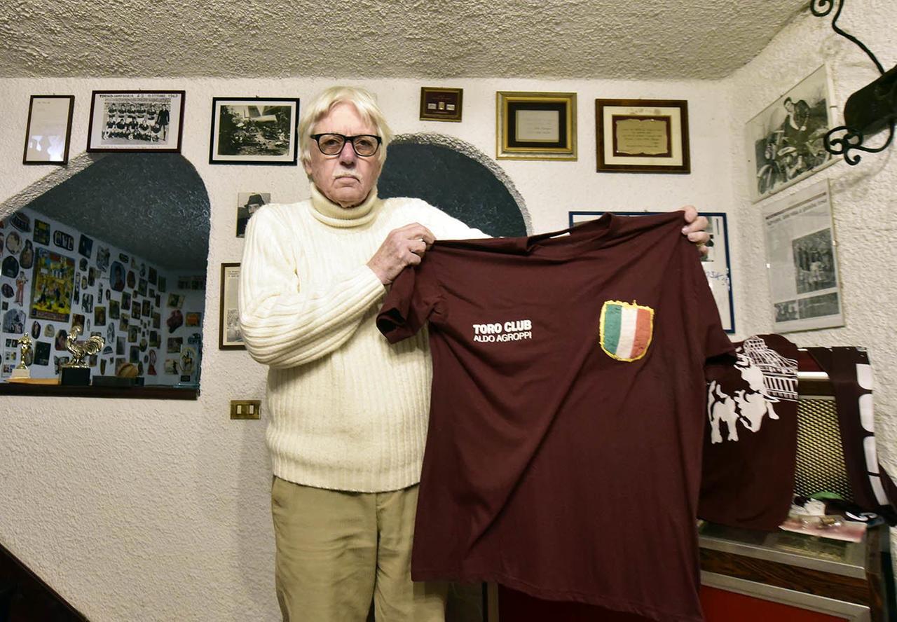 
	Aldo Agroppi con la maglia del Torino

