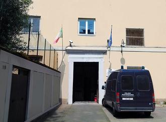 Lucca, detenuto aggredisce tre agenti in carcere<br>
