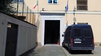 Lucca, detenuto aggredisce tre agenti in carcere<br type="_moz" />