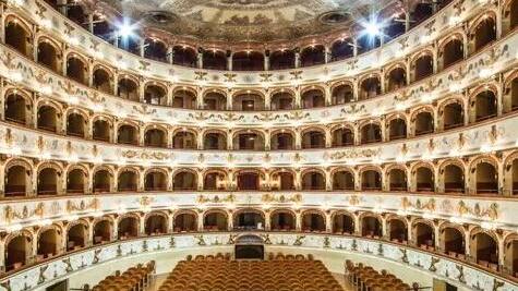 Ferrara, Teatro condannato per comportamento antisindacale
