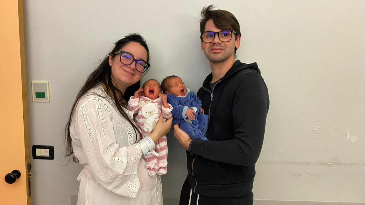 Emma Maria e Nicolò Francesco, i gemellini Giangarè venuti alla luce all’ospedale Versilia tra le 12 e le 13 del 31 dicembre