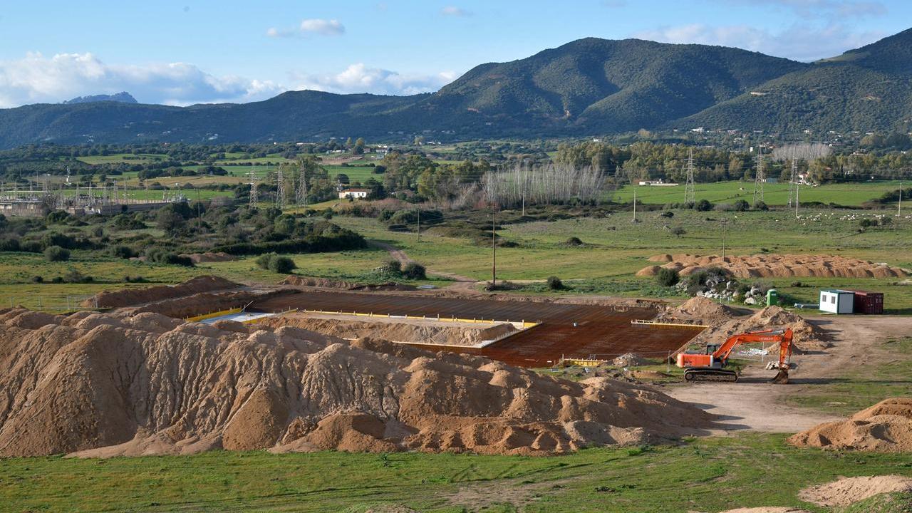 Il cantiere del nuovo palazzetto dello sport a Sa Minda Noa