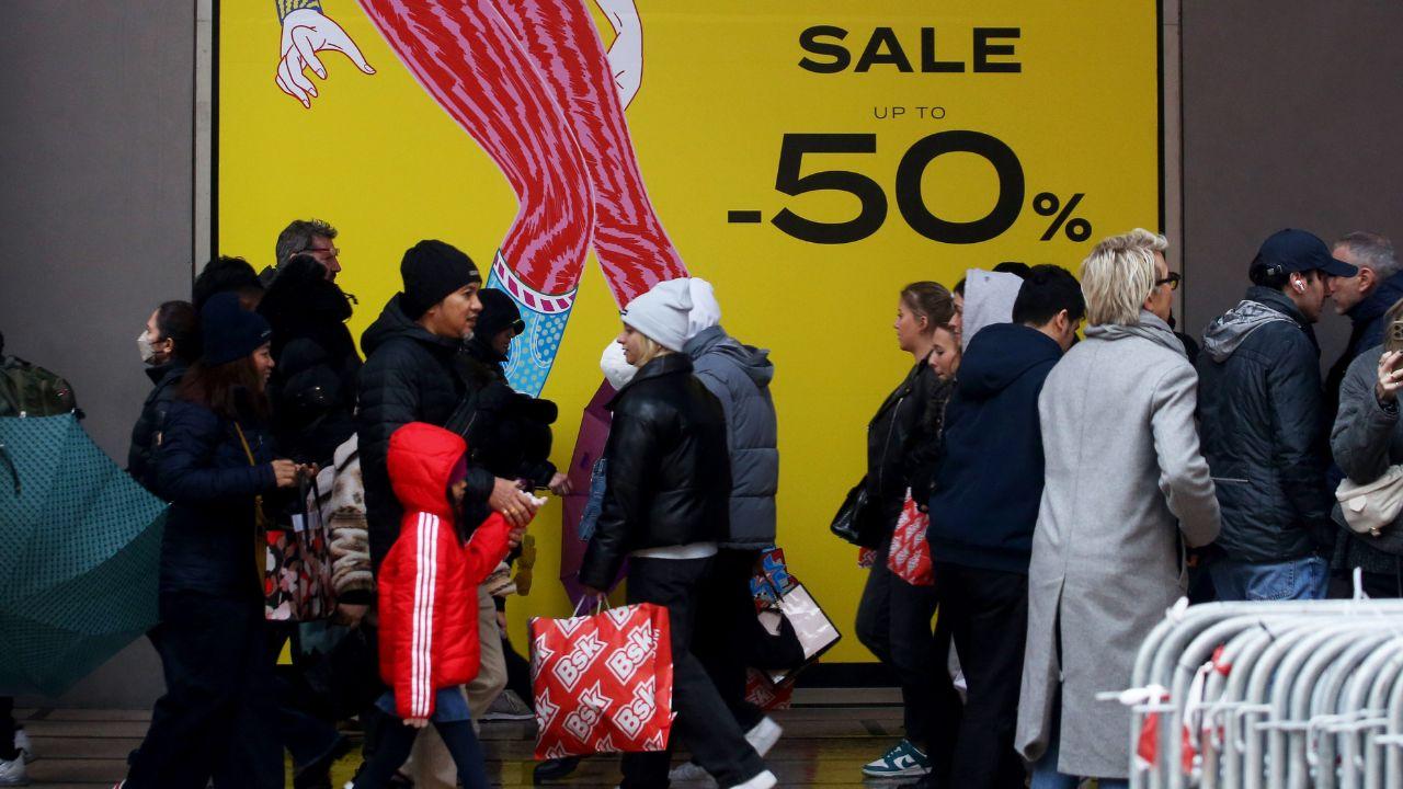 Iniziano i saldi in Toscana