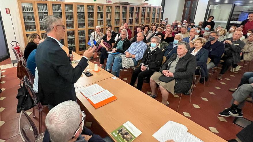 Un incontro con i familiari delle vittime dell’ Eccidio di Fucecchio che hanno chiesto i risarcimenti (foto d’archivio)