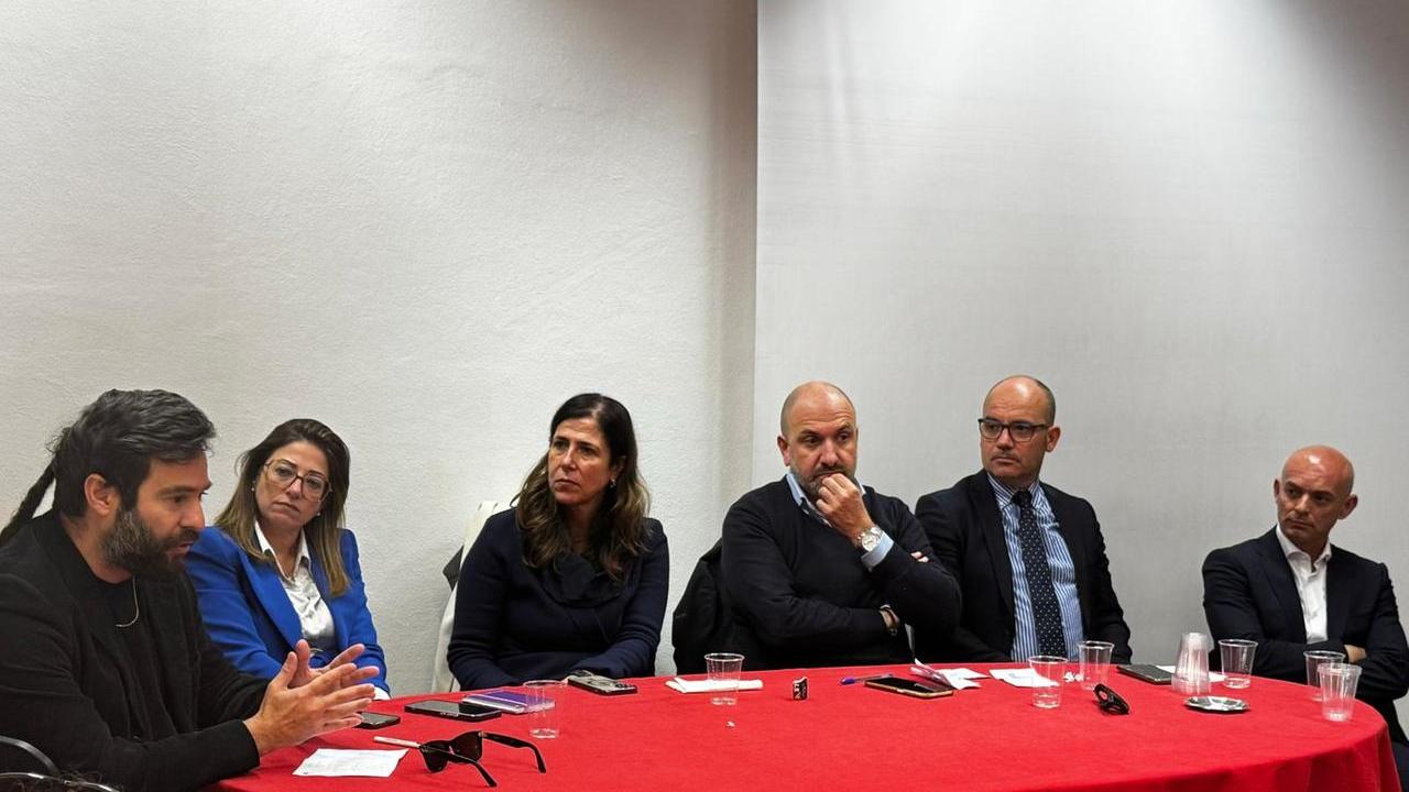 Uniti per Todde: «Sostegno alla nostra presidente»