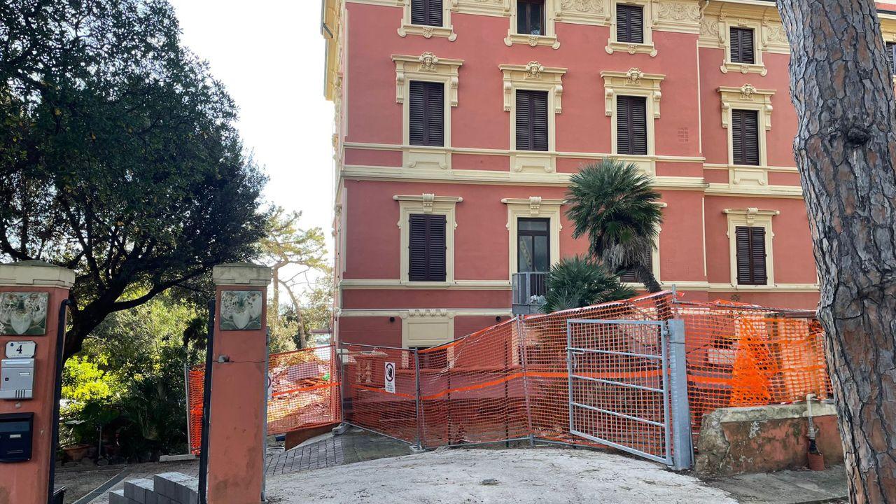 L’albergo Miramare in una foto recente