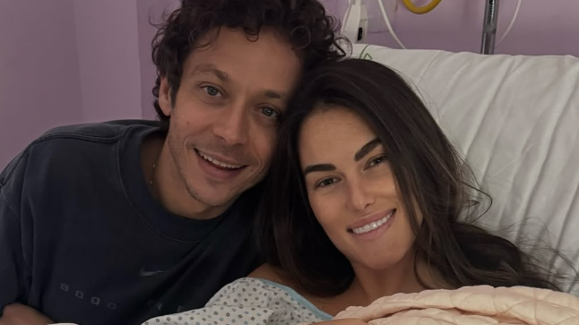 È nata Gabriella, la seconda figlia di Valentino Rossi e Francesca Sofia Novello