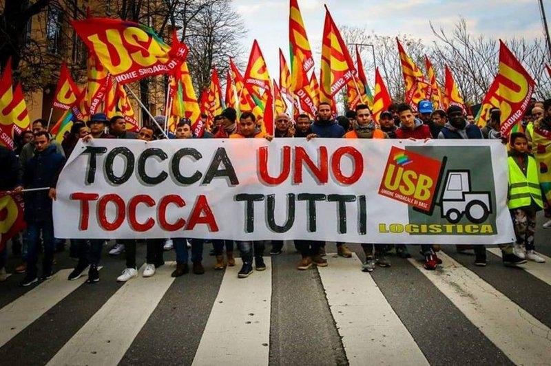 Una protesta di Usb Logistica (foto d'archivio)