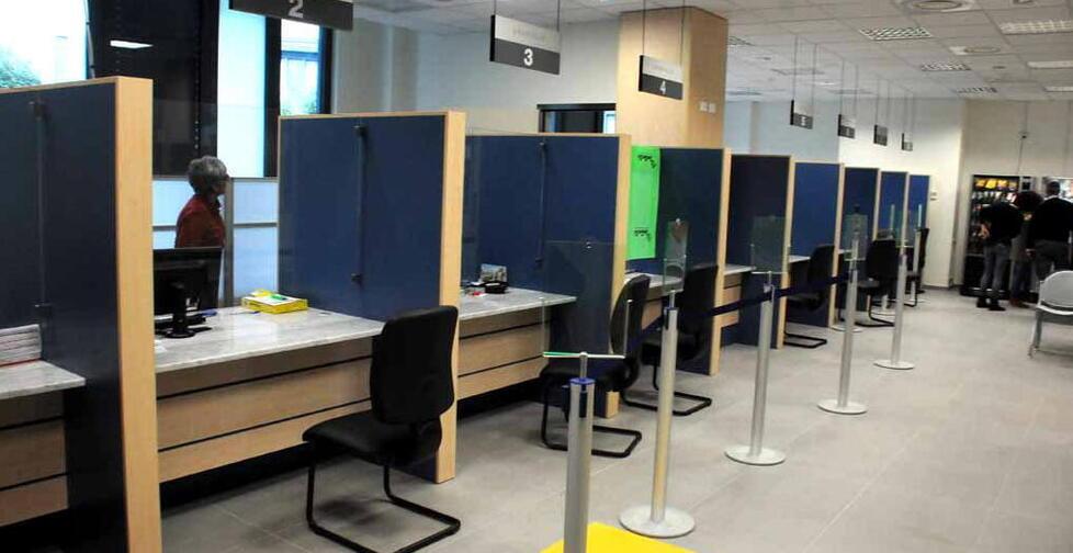 «Chi è l’ultimo?» Così si aspetta al Cup dell'ospedale Apuane