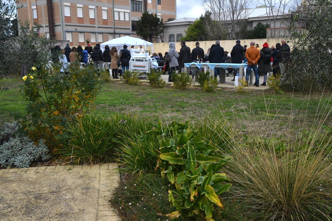 
	Il nuovo giardino dell'Hospice (foto Francesco Pinna)

