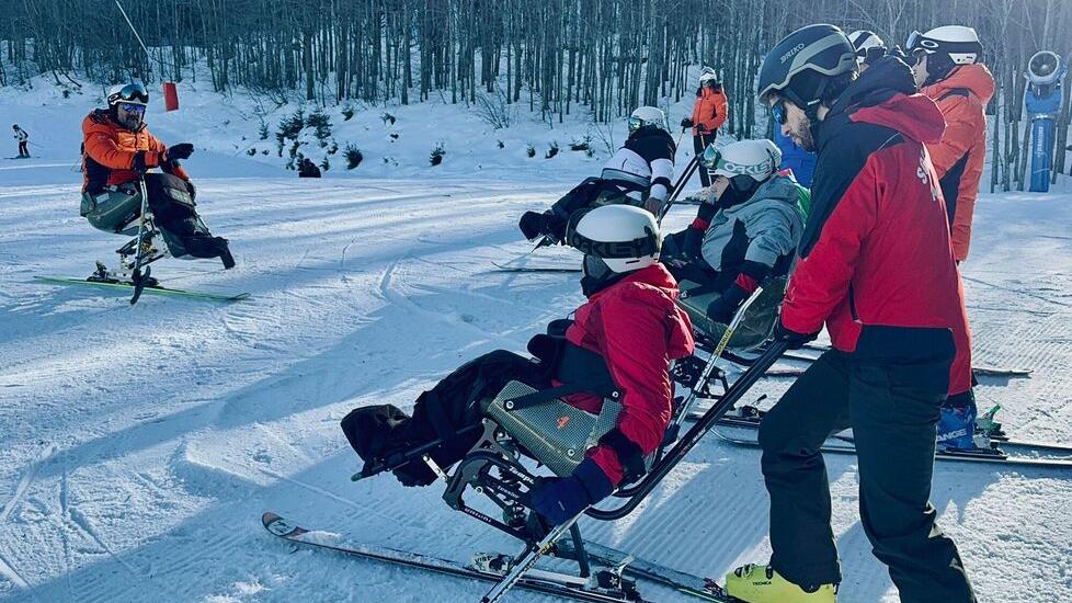 I bambini disabili sciano sul Cimone: «Un sogno»