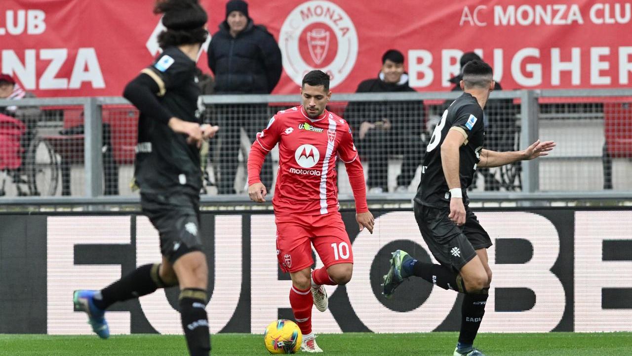 Monza-Cagliari 1-2, colpaccio salvezza per i rossoblù