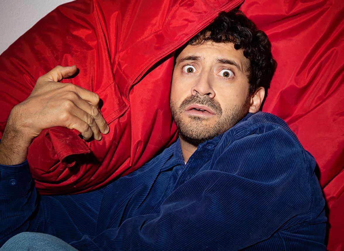 Ferrario protagonista all’Abbado di Ferrara: «La comicità parla al presente»