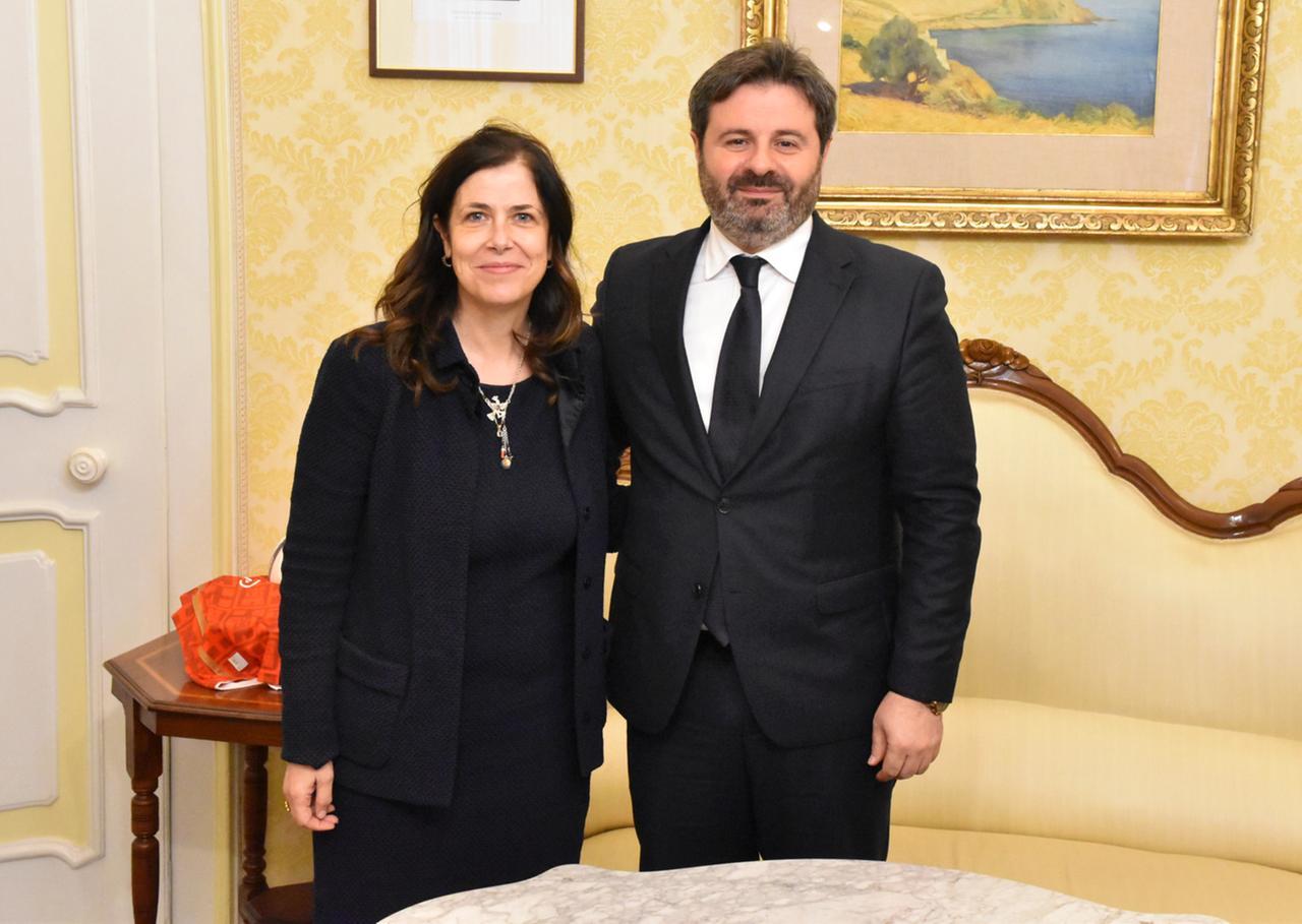 
	Alessandra Todde e il sindaco Giuseppe Mascia&nbsp;

