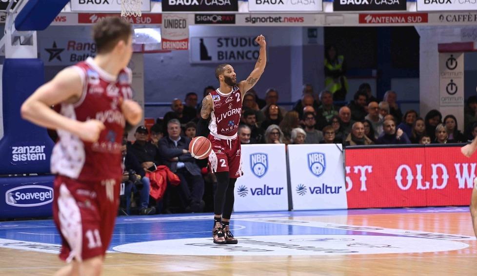 Il folle harakiri della Libertas: amaranto a un passo dal blitz a Brindisi ma nel finale rovinano tutto